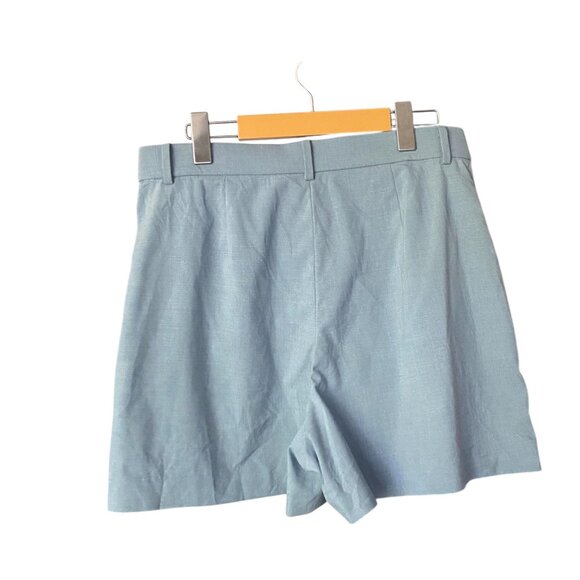 UNIQLO Smart Pleated Shorts in Light Blue Size L - Picture 3 of 7
